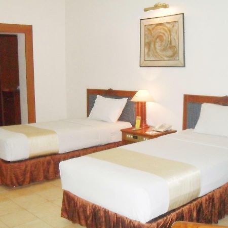 Hotel Pantai Gapura Macáçar Exterior foto