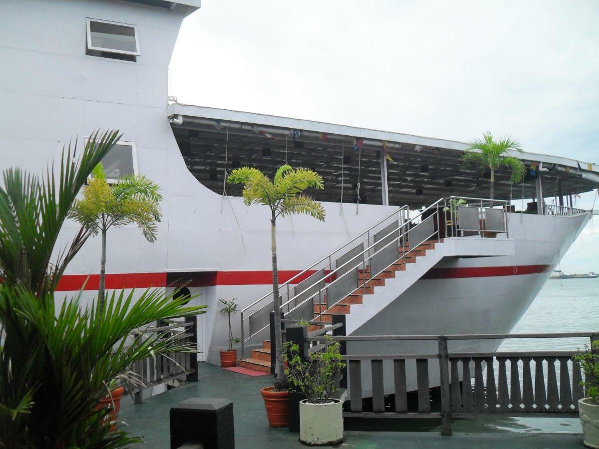 Hotel Pantai Gapura Macáçar Exterior foto