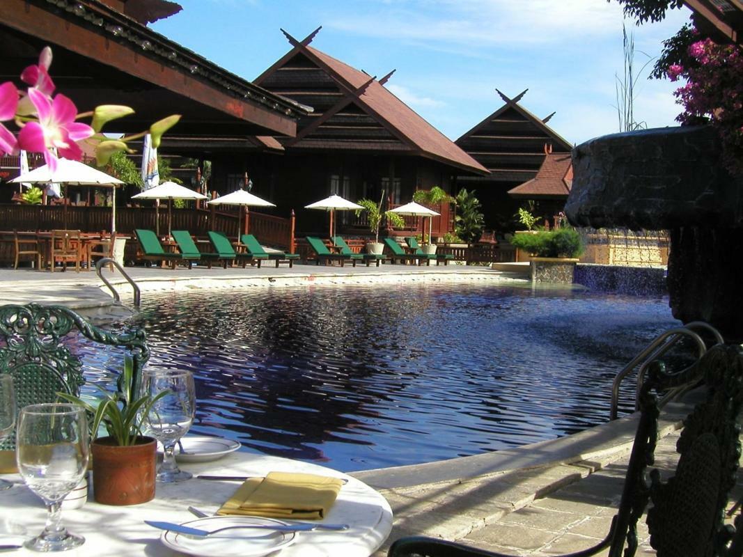 Hotel Pantai Gapura Macáçar Exterior foto