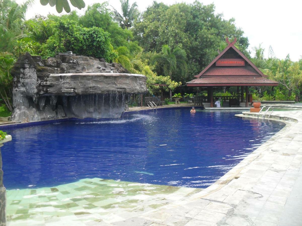 Hotel Pantai Gapura Macáçar Exterior foto